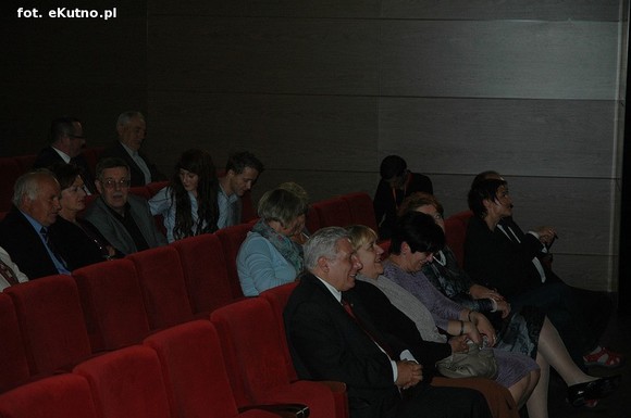 Święto Róży otwarte. Rubinowa rocznica domu kultury i florystyczne aranżacje małżeńskich godów