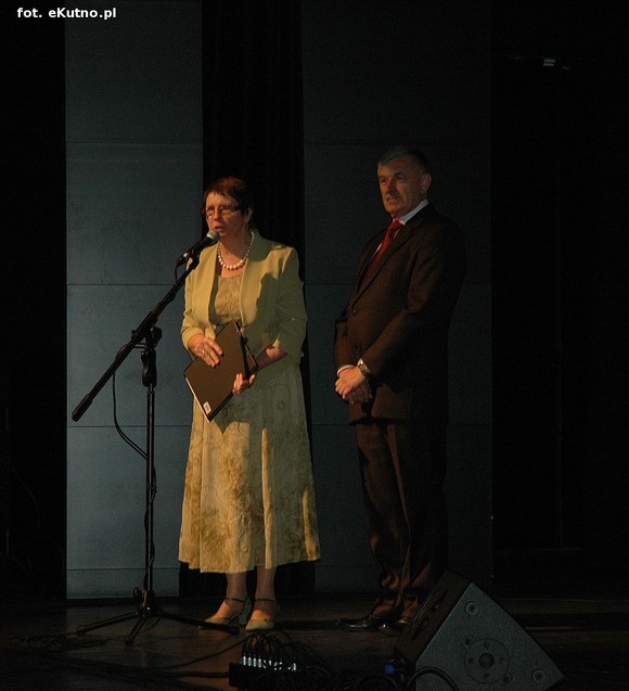 Święto Róży otwarte. Rubinowa rocznica domu kultury i florystyczne aranżacje małżeńskich godów