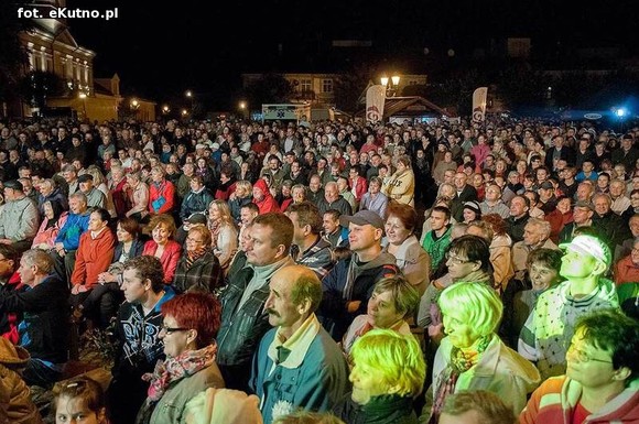 Marcin Daniec ze swadą o polskiej piłce nożnej, kutnowskim dworcu i autostradach