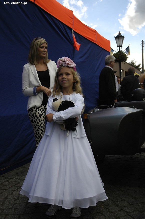 Królowa Róż i Królewna Różyczka przejęły władzę. Bawmy się na 38. Święcie Róży