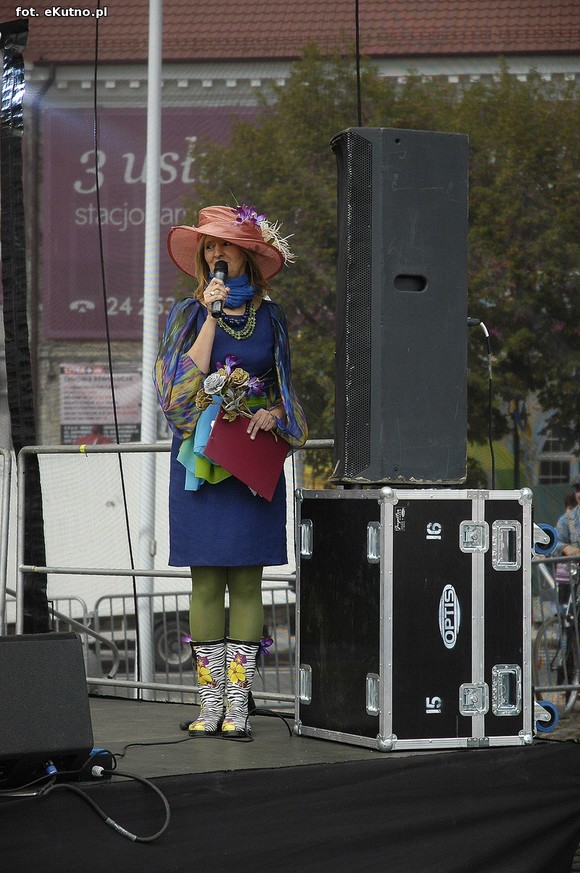 Królowa Róż i Królewna Różyczka przejęły władzę. Bawmy się na 38. Święcie Róży