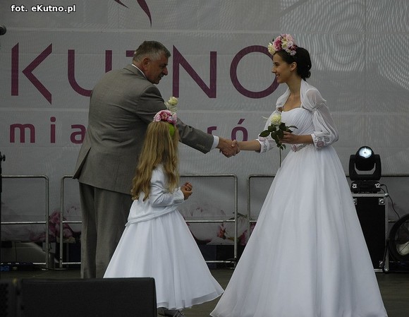 Królowa Róż i Królewna Różyczka przejęły władzę. Bawmy się na 38. Święcie Róży