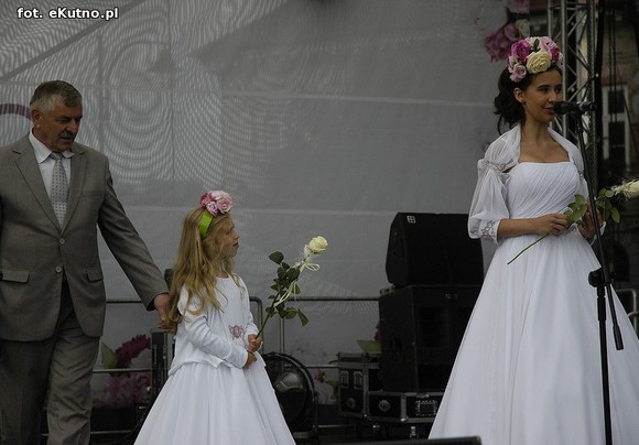Królowa Róż i Królewna Różyczka przejęły władzę. Bawmy się na 38. Święcie Róży
