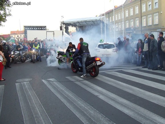 Ryk silników i swąd palonej gumy z Green Snakes Kutno