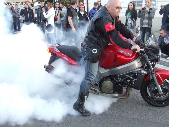 Ryk silników i swąd palonej gumy z Green Snakes Kutno