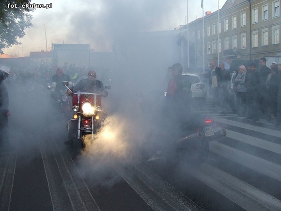 Ryk silników i swąd palonej gumy z Green Snakes Kutno