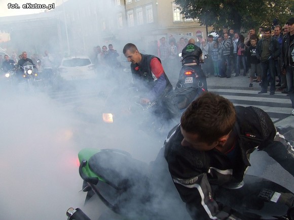 Ryk silników i swąd palonej gumy z Green Snakes Kutno