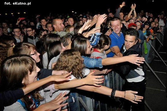 Pod patronatem eKutno.pl: Gwiazdy różanej gorącej nocy