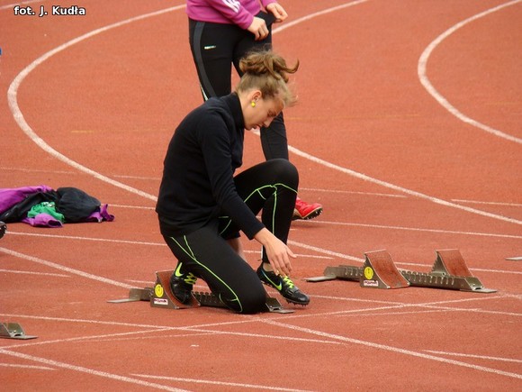 Niespodzianka Kowalskiego i dobry poziom Ewkowskiego. Nasi lekkoatleci w Kielcach