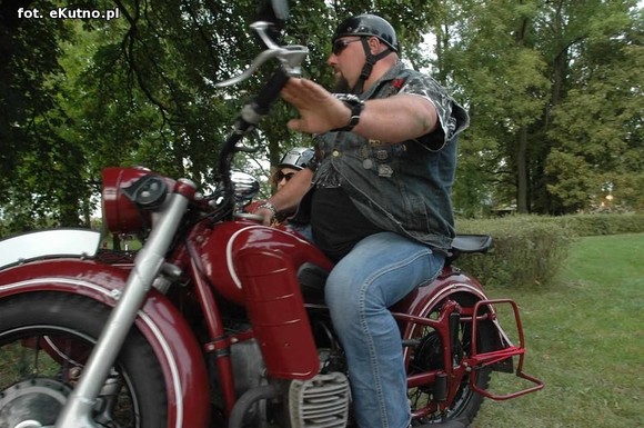 Jedenasty raz uczczą pamięć Bohaterów Walk nad Bzurą. Patriotyczny rajd pod Kutnem