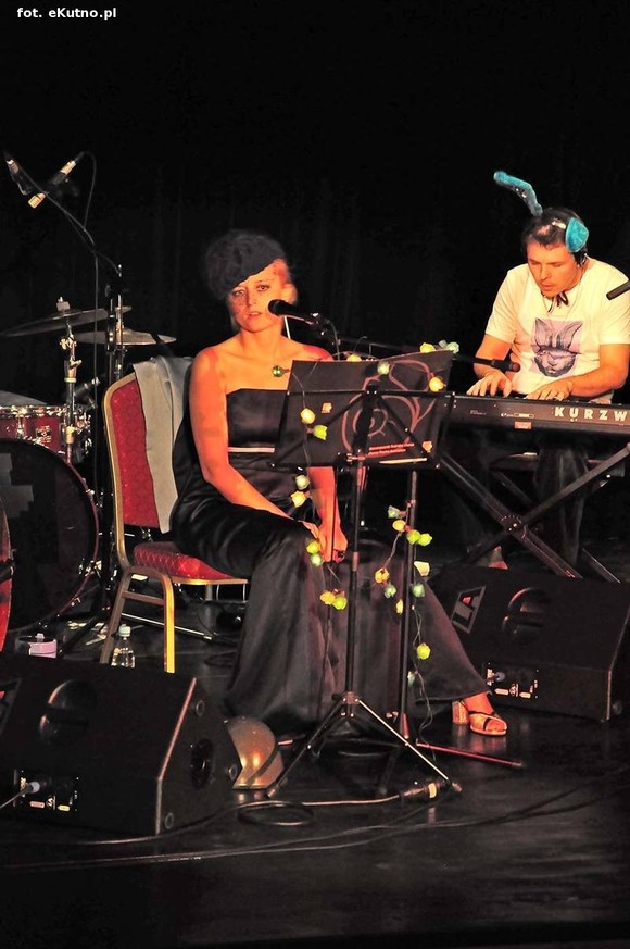 Pola Amber świeciła prawdziwym złotem podczas pierwszego dnia Boomu Kultury