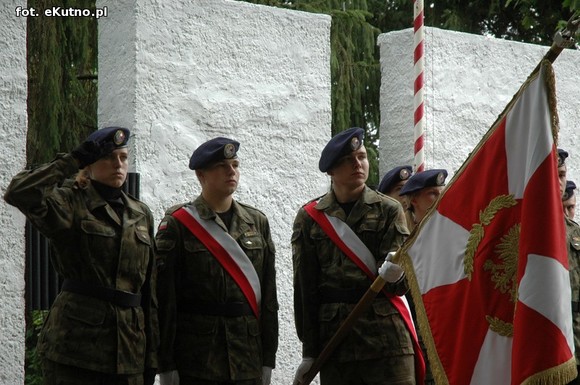 Ziarna padły na ziemię żyzną i plon wydały. Polegli nad Bzurą są w naszych sercach