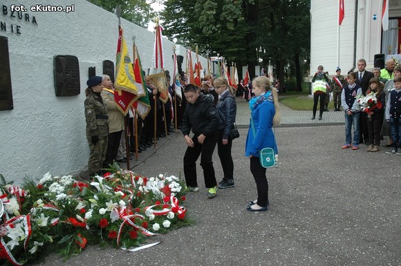 Ziarna padły na ziemię żyzną i plon wydały. Polegli nad Bzurą są w naszych sercach