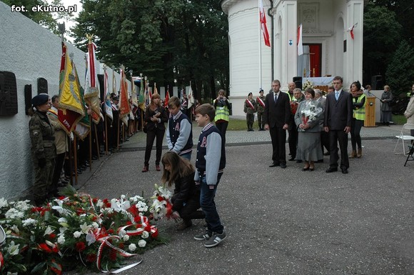 Ziarna padły na ziemię żyzną i plon wydały. Polegli nad Bzurą są w naszych sercach