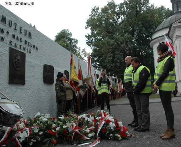 Ziarna padły na ziemię żyzną i plon wydały. Polegli nad Bzurą są w naszych sercach