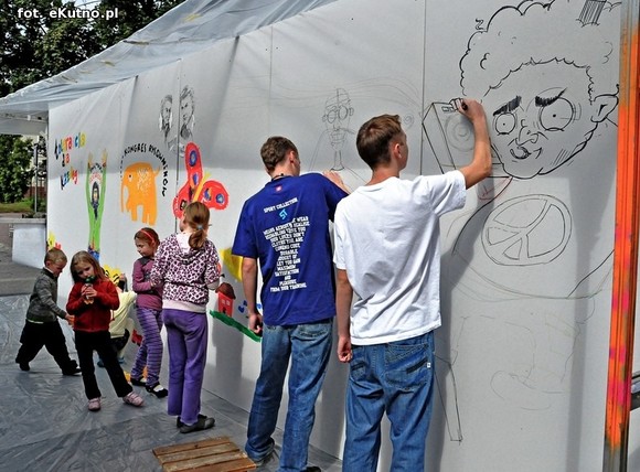 Pod patronatem eKutno.pl: Dziś Fabryka książek dla dzieci, warsztaty i debata o kulturze