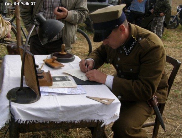 Stowarzyszenie Historyczne Pułk 37 na V pikniku przy bunkrze