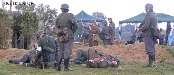 Stowarzyszenie Historyczne Pułk 37 na V pikniku przy bunkrze