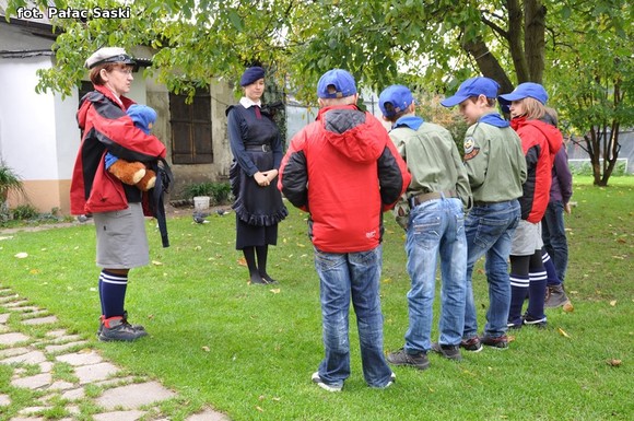 Kutnowska skautka z roku 1916 w Pałacu Saskim