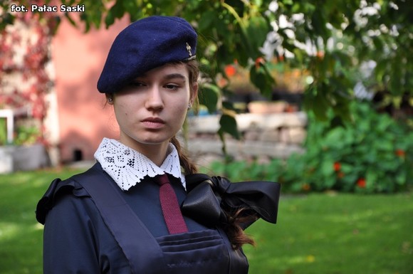 Kutnowska skautka z roku 1916 w Pałacu Saskim