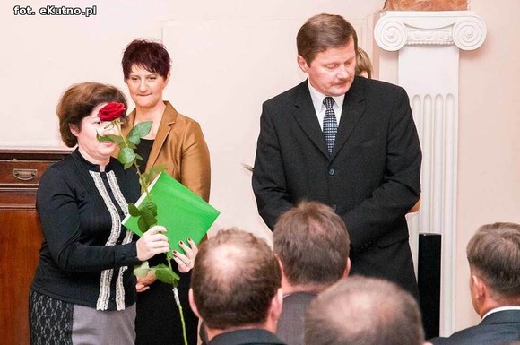 Starosta wręczyła nagrody dla nauczycieli