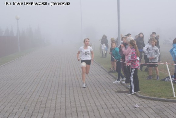Zwycięzcy Mistrzostw Powiatu w Sztafetowych Biegach Przełajowych jadą do Rawy Mazowieckiej
