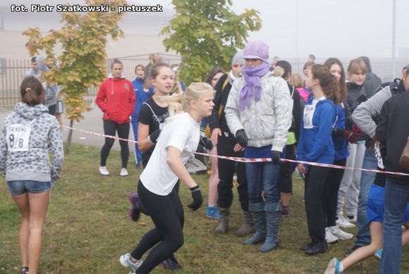 Zwycięzcy Mistrzostw Powiatu w Sztafetowych Biegach Przełajowych jadą do Rawy Mazowieckiej