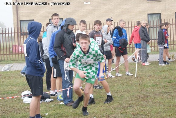 Zwycięzcy Mistrzostw Powiatu w Sztafetowych Biegach Przełajowych jadą do Rawy Mazowieckiej