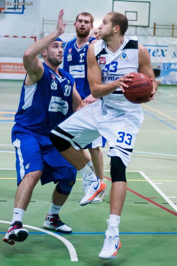 Relacja: AZS WSGK Polfarmex Kutno wygrał z AZS Politechnika BIG-PLUS Poznań  81-67