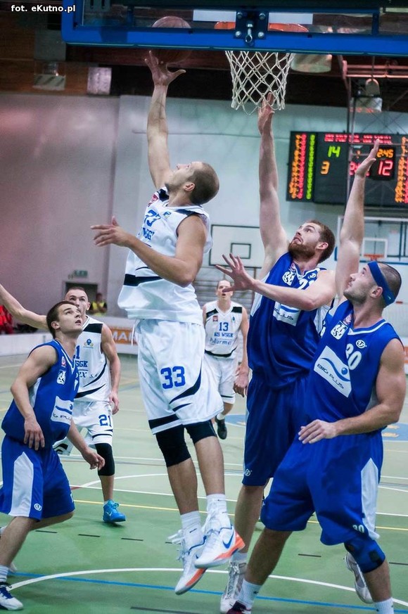Relacja: AZS WSGK Polfarmex Kutno wygrał z AZS Politechnika BIG-PLUS Poznań  81-67