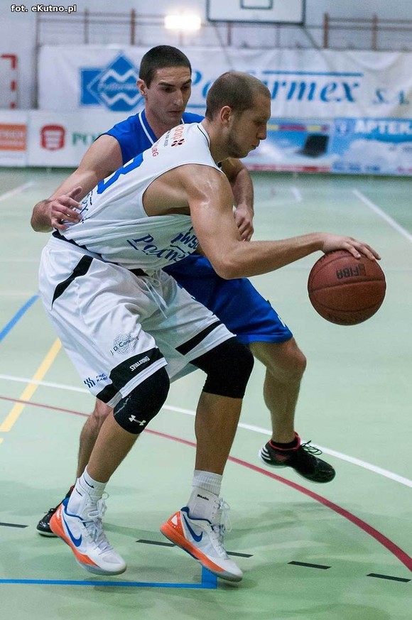 Relacja: AZS WSGK Polfarmex Kutno wygrał z AZS Politechnika BIG-PLUS Poznań  81-67