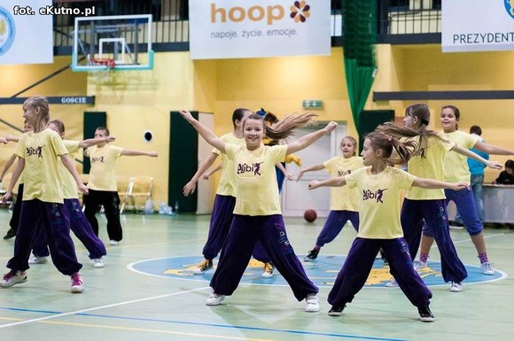 Relacja: AZS WSGK Polfarmex Kutno wygrał z AZS Politechnika BIG-PLUS Poznań  81-67