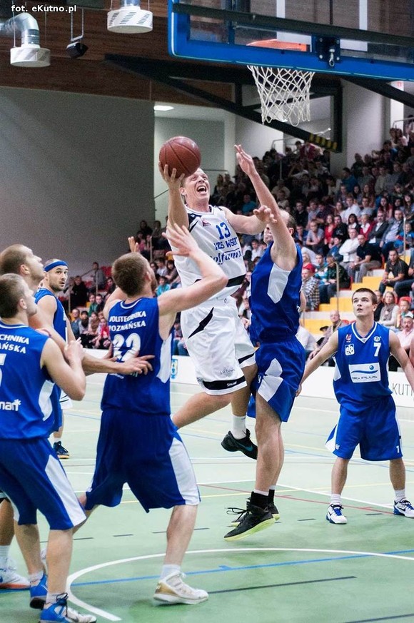 Relacja: AZS WSGK Polfarmex Kutno wygrał z AZS Politechnika BIG-PLUS Poznań  81-67