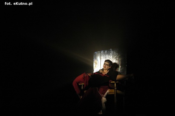 Kto zrozumiał w Kutnie Gyubala Wahazara? Matka.