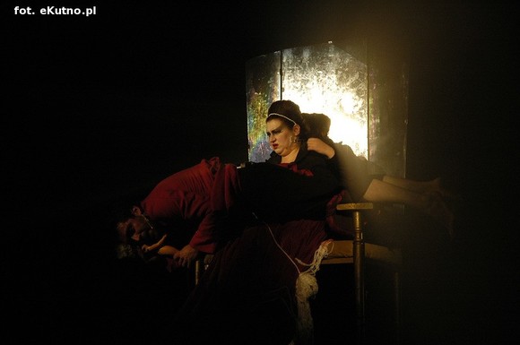 Kto zrozumiał w Kutnie Gyubala Wahazara? Matka.