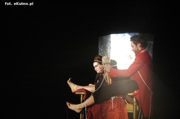 Kto zrozumiał w Kutnie Gyubala Wahazara? Matka.