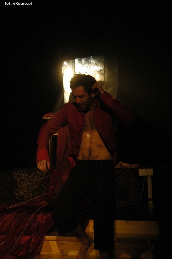 Kto zrozumiał w Kutnie Gyubala Wahazara? Matka.