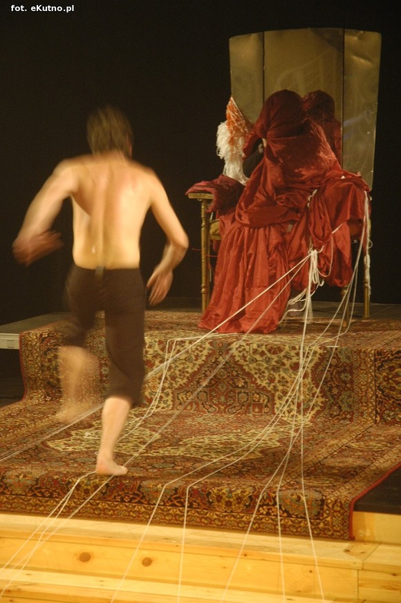 Kto zrozumiał w Kutnie Gyubala Wahazara? Matka.