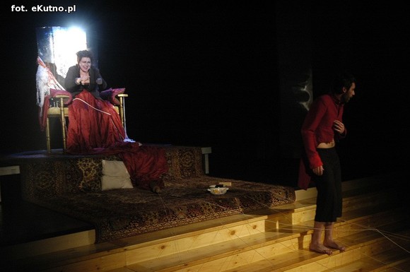 Kto zrozumiał w Kutnie Gyubala Wahazara? Matka.