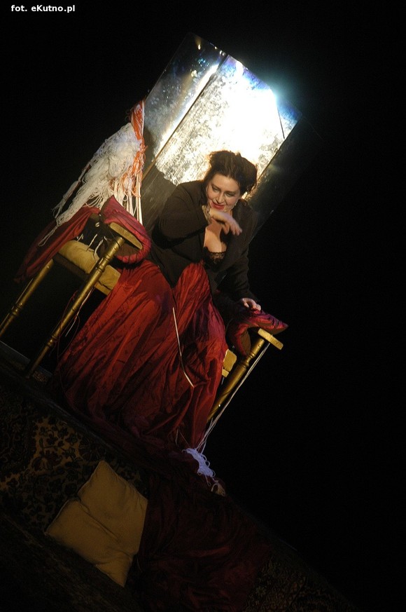 Kto zrozumiał w Kutnie Gyubala Wahazara? Matka.