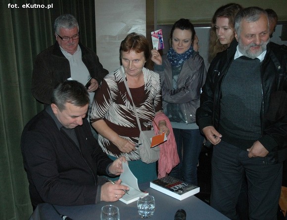 Strefa Wolnego Słowa działa w Kutnie. Choćby cały świat sprzysiągł się przeciwko tobie, nie możesz nigdy się poddać
