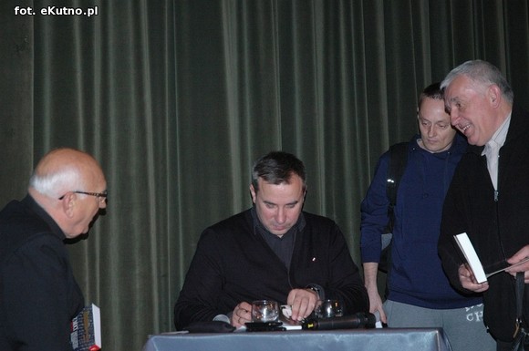 Strefa Wolnego Słowa działa w Kutnie. Choćby cały świat sprzysiągł się przeciwko tobie, nie możesz nigdy się poddać