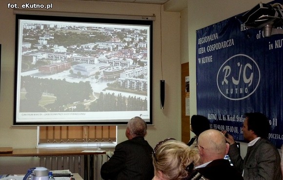 Lotnisko i plaża w Kutnie! Dyskusja o przyszłości miasta w Regionalnej Izbie Gospodarczej