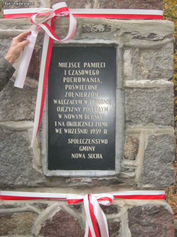 Relacja Stowarzyszenia Clonovia: Oddali hołd poległym żołnierzom