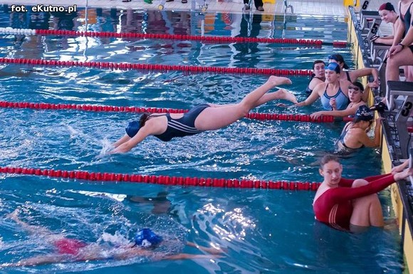 Licealiada w aquaparku. Staszic najlepszy