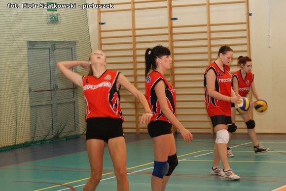 Dziewczyny z Kasprowicza wygrały V Powiatowy Turniej Siatkówki Dziewcząt z okazji Święta Niepodległości