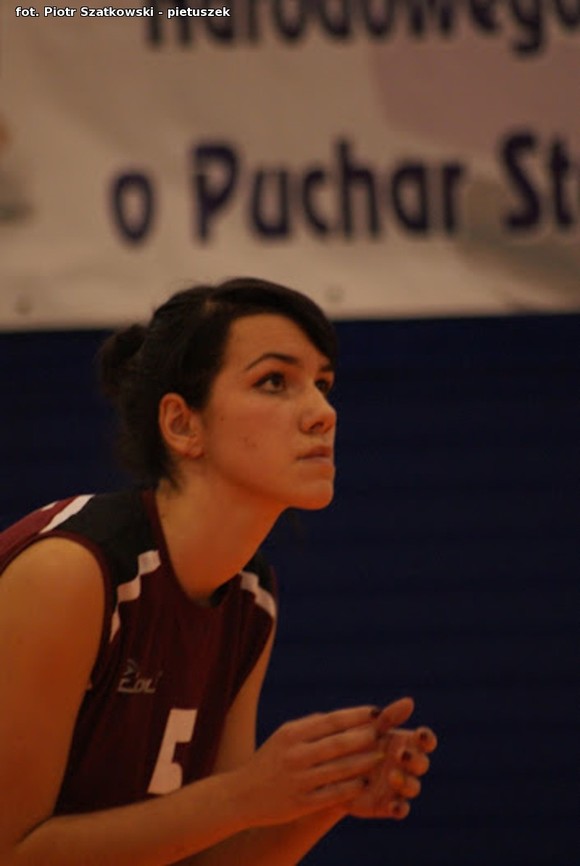 Dziewczyny z Kasprowicza wygrały V Powiatowy Turniej Siatkówki Dziewcząt z okazji Święta Niepodległości