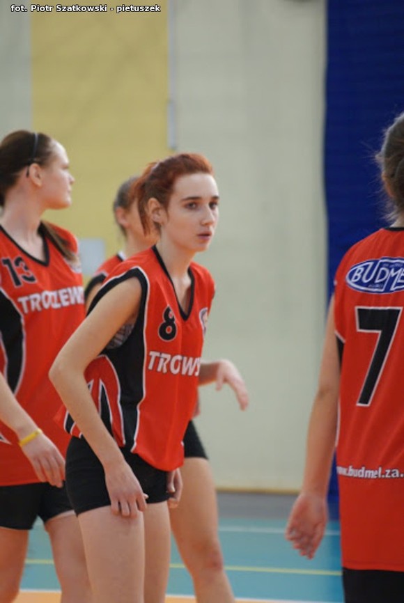 Dziewczyny z Kasprowicza wygrały V Powiatowy Turniej Siatkówki Dziewcząt z okazji Święta Niepodległości