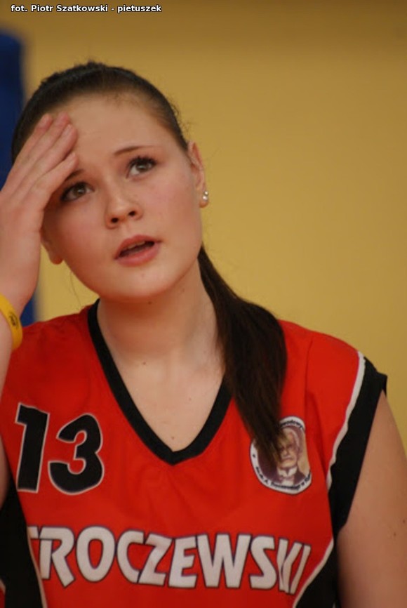 Dziewczyny z Kasprowicza wygrały V Powiatowy Turniej Siatkówki Dziewcząt z okazji Święta Niepodległości