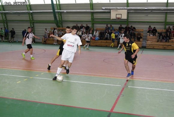 Rekordowa liczba zespołów w Mistrzostwach Krośniewic w Futsalu